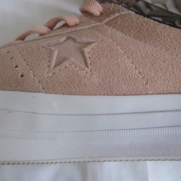Converse One Star Suede Low Top - Women's Size 7 - Picture 3 of 5